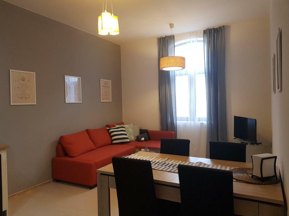 Radomir Downtown Apartments Luaran gambar